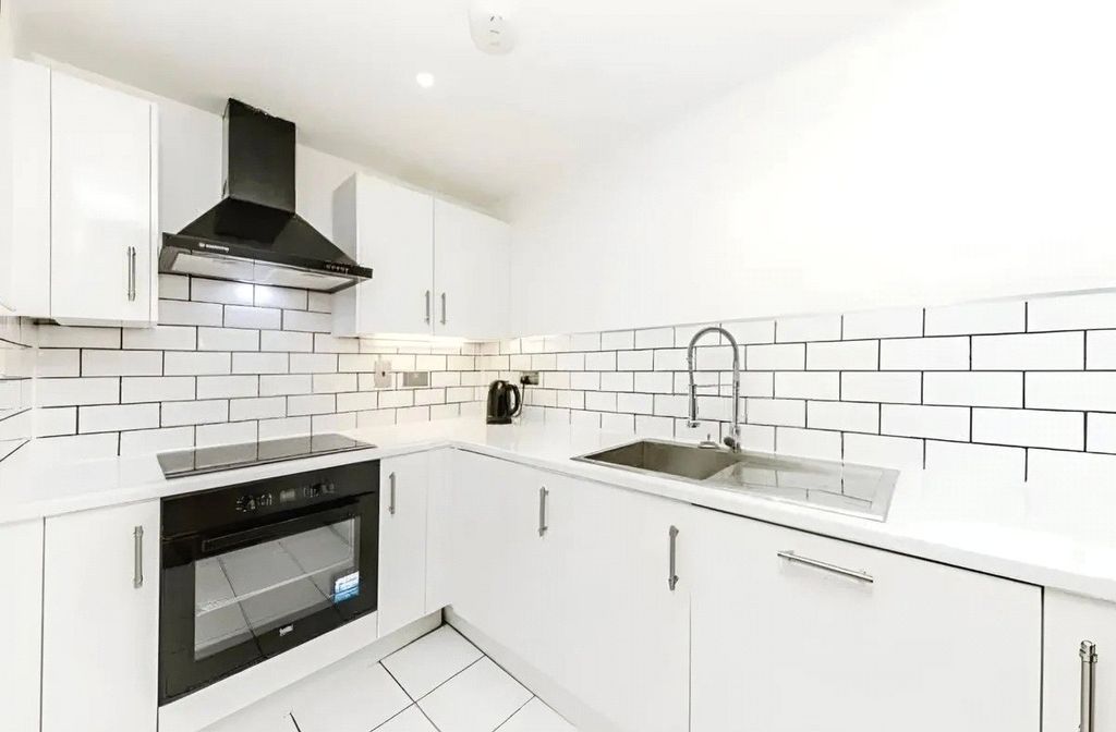 Property photo 2 of 8 Picture No. 04