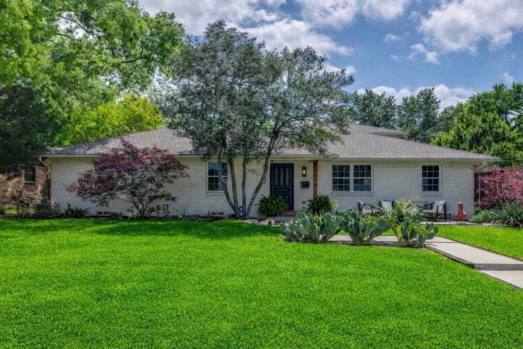 Property photo 2 of 16 <Alttext/>