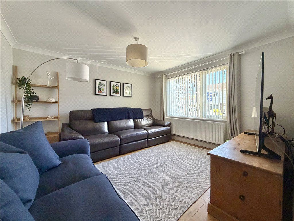 Property photo 3 of 17 Picture No. 29