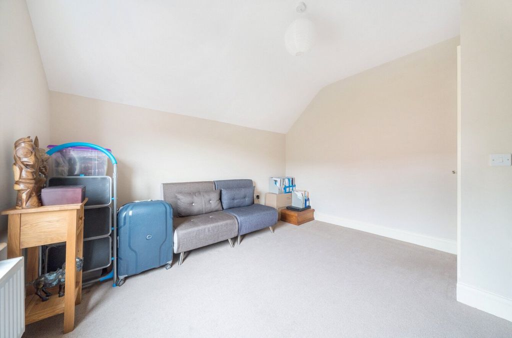 Additional image 5 of 2 bed flat for saleClive Avenue, Church Stretton, Shropshire SY6