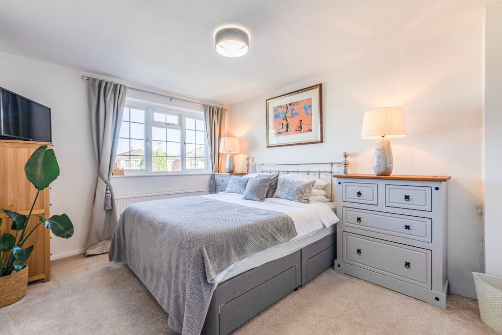 Property photo 3 of 29 Picture No. 12