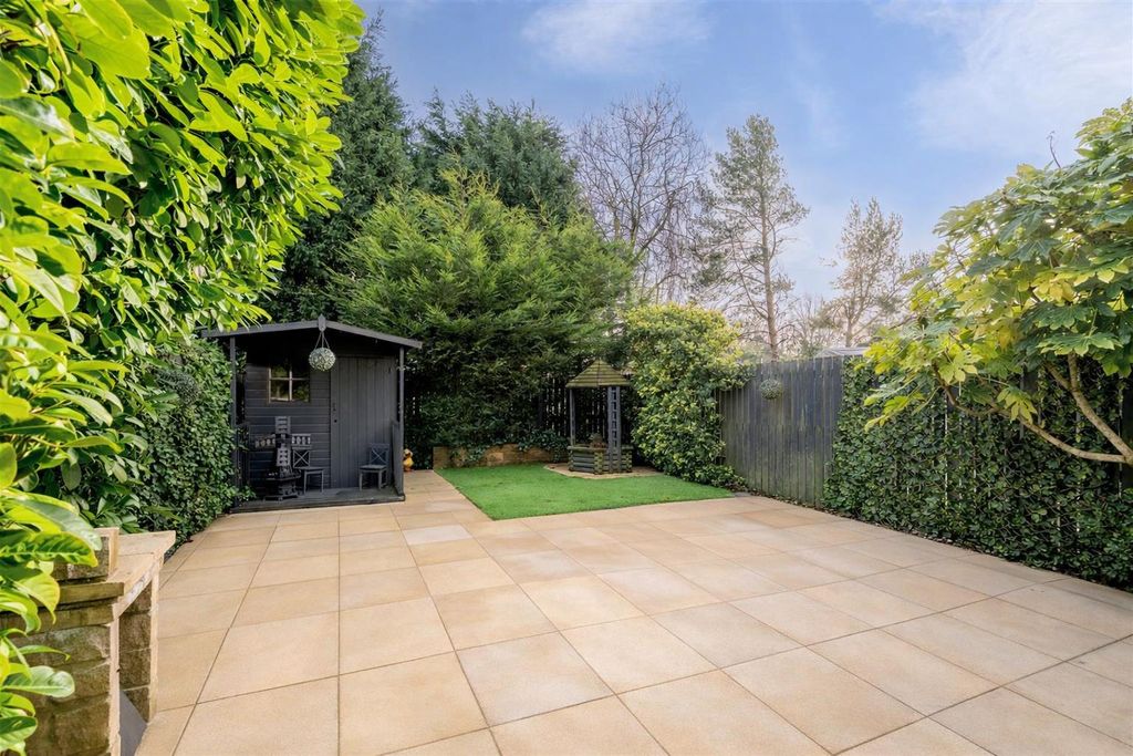 Property photo 2 of 15 75Df8Be3-d5E3-420d-B75d-F31Cdad812d4.Png