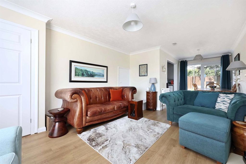 Property photo 2 of 11 Picture No. 03