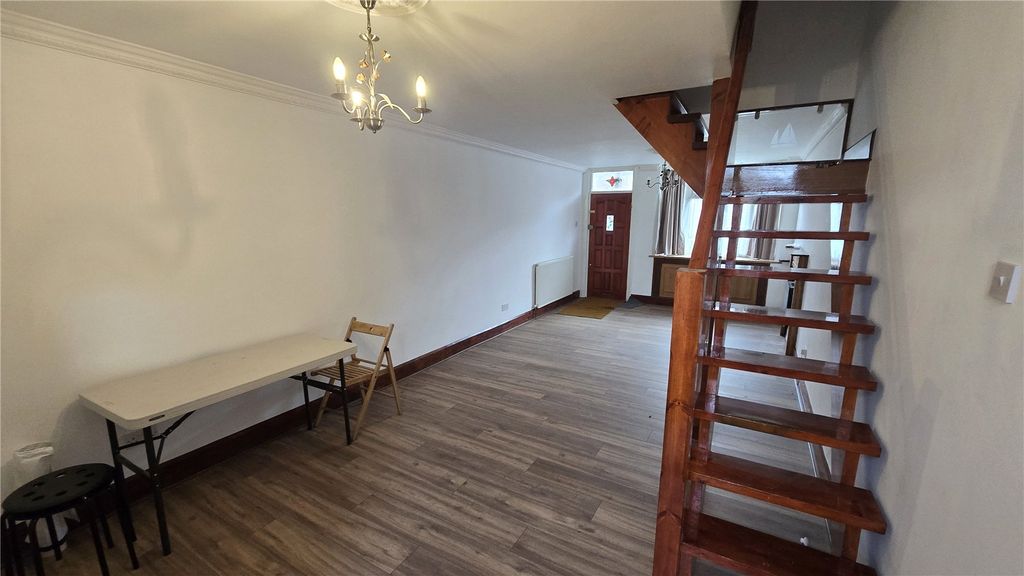 Property photo 3 of 9 Picture No. 02