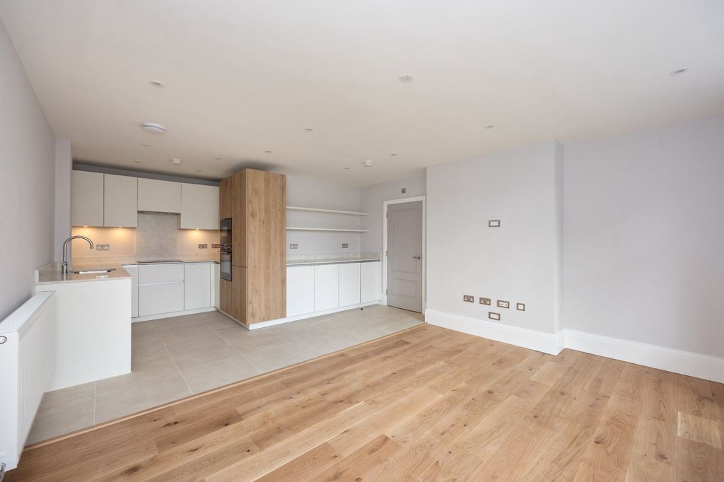 Property photo 3 of 13 Reception Room