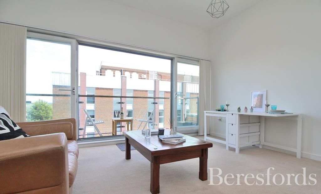 Property photo 3 of 10 Picture 3