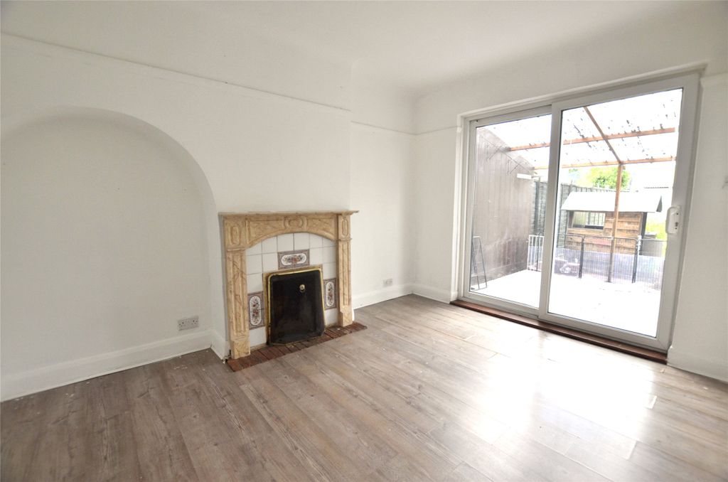 Property photo 1 of 14 Picture No. 27