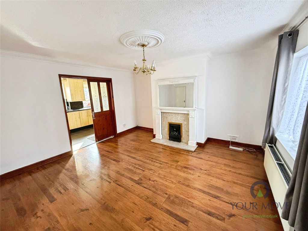 Property photo 2 of 9 Living Room