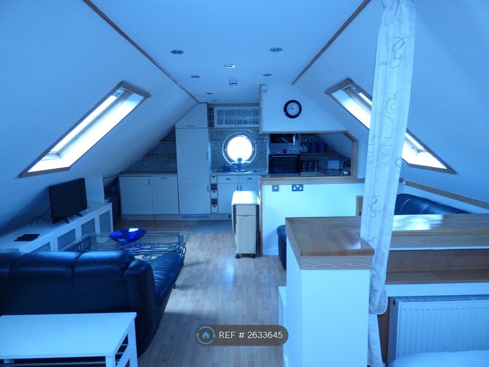 Property photo 3 of 6