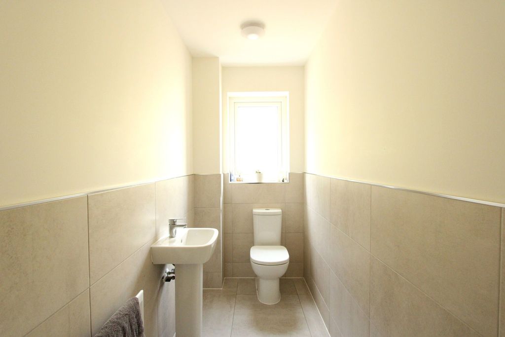 Property photo 3 of 22