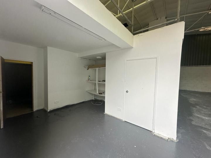 Property photo 3 of 4