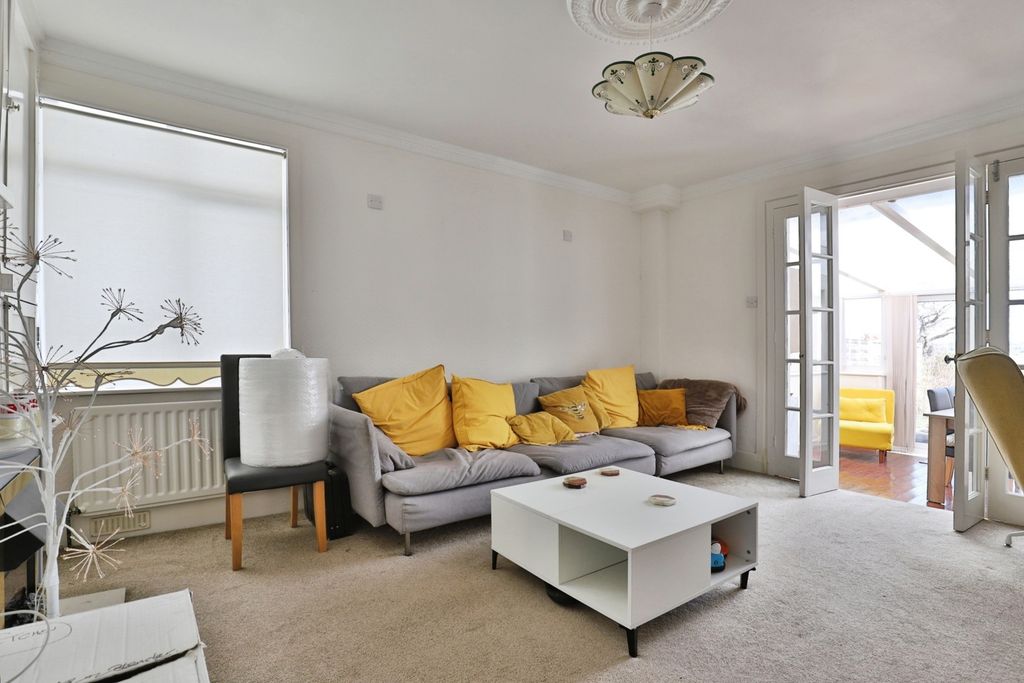 Property photo 2 of 20 Pbox-Img.Jpg