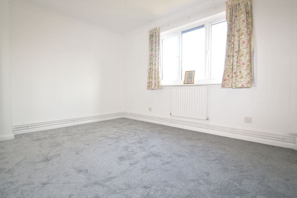 Property photo 2 of 8 Dsc_1190