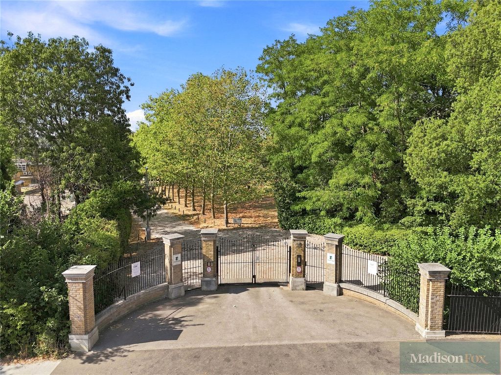 Property photo 2 of 31 Picture No. 42