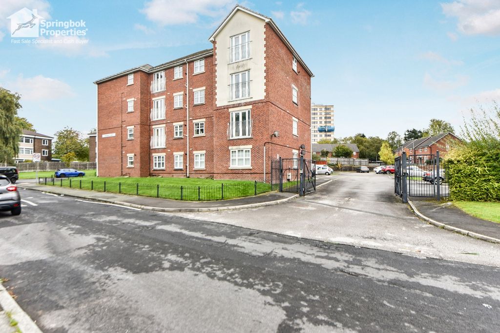 Property photo 1 of 12 Front View