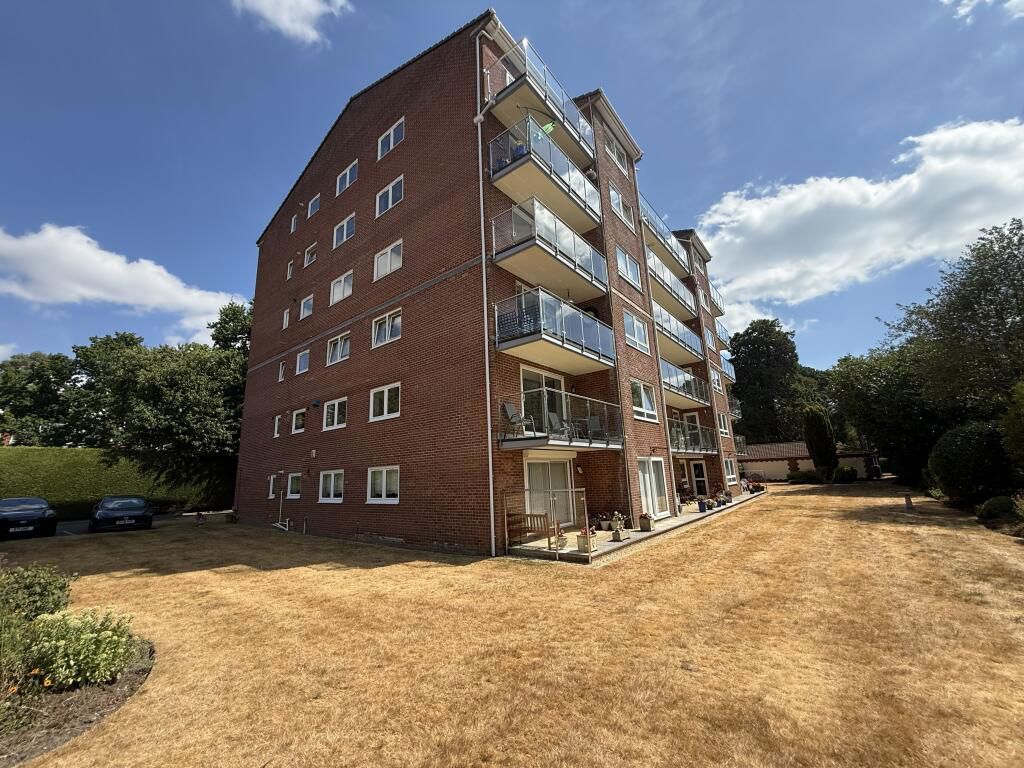 Property photo 1 of 16