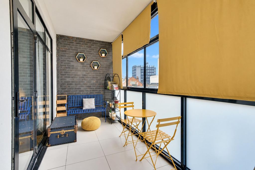 Property photo 3 of 14 Balcony.Png