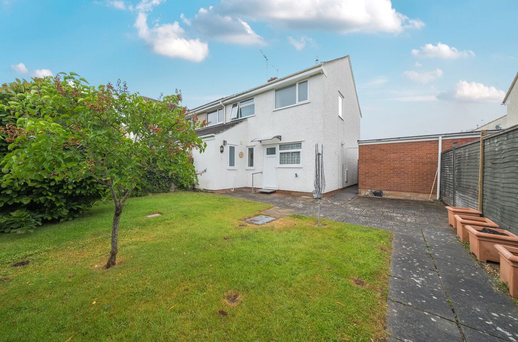 Property photo 2 of 16 1297401-3-682Da51...