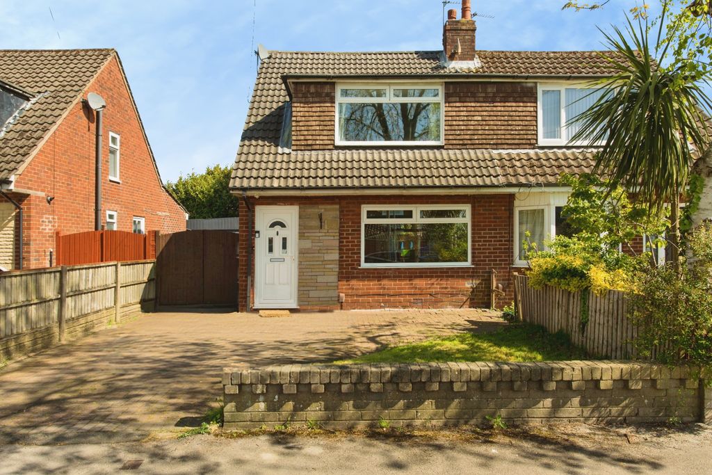Property photo 1 of 15