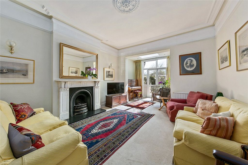 Property photo 3 of 11 Picture No. 02