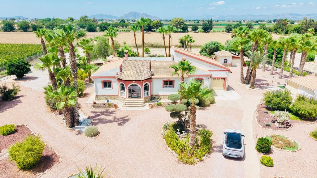 Property photo 1 of 50