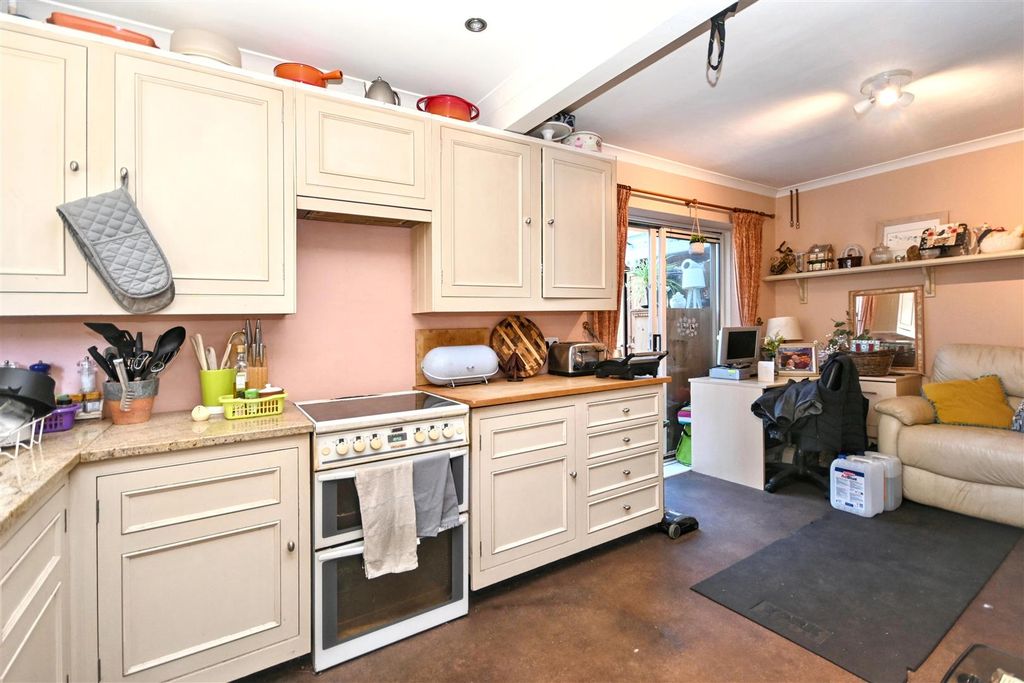 Additional image 13 of 3 bed semi-detached house for salePelham Close, Westham, Pevensey BN24