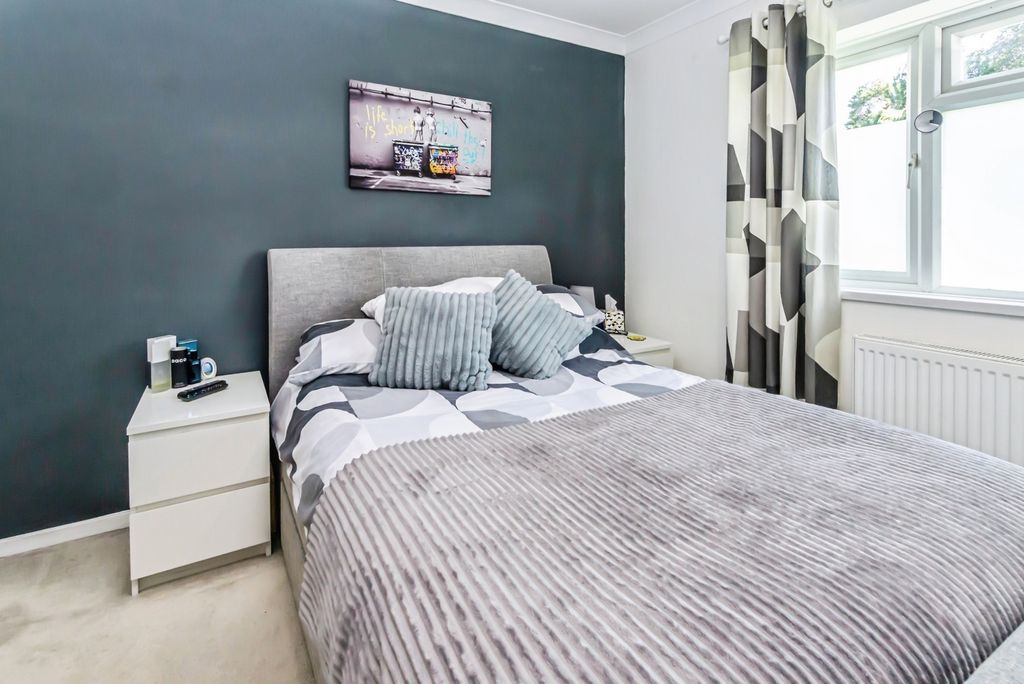 Property photo 3 of 15 Pbox-Img.Jpg