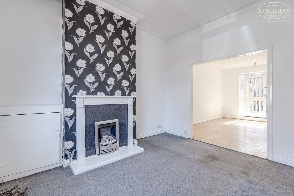 Property photo 3 of 12 Reception Room 1