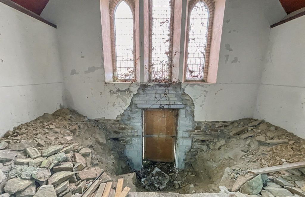 Property photo 2 of 4