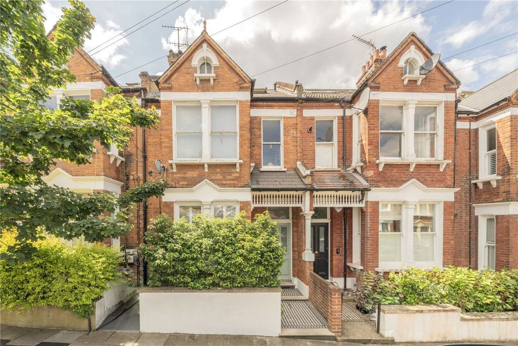 Property photo 1 of 11