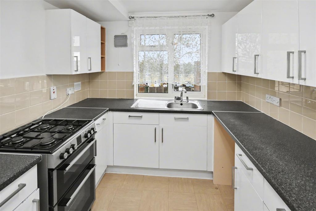 Property photo 2 of 10 Dsc_0318.Jpg