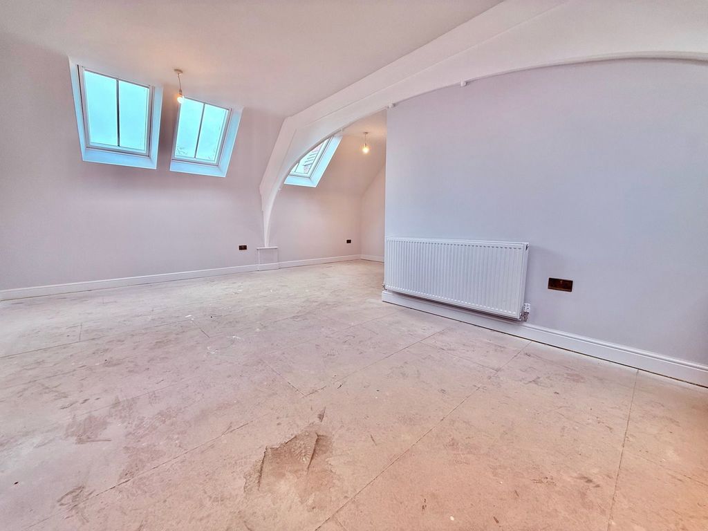 Additional image 4 of 2 bed flat for saleVicar Street, Sedgley, Dudley DY3