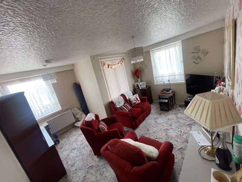 Property photo 3 of 11 Photo 7