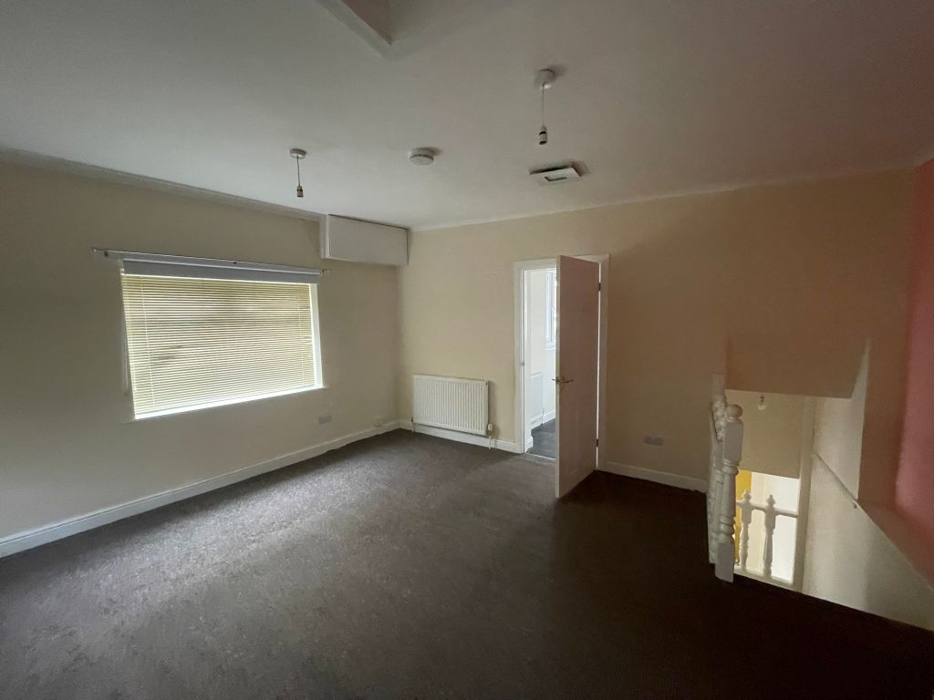 Property photo 2 of 8 Img_9827