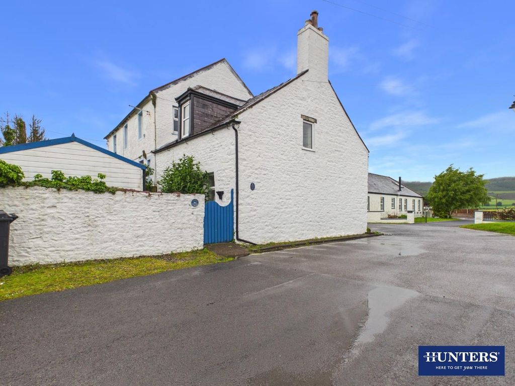 Property photo 1 of 29 External