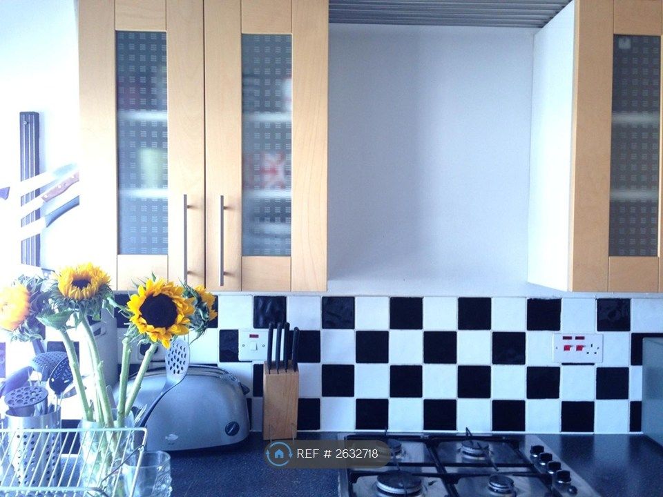 Property photo 2 of 26