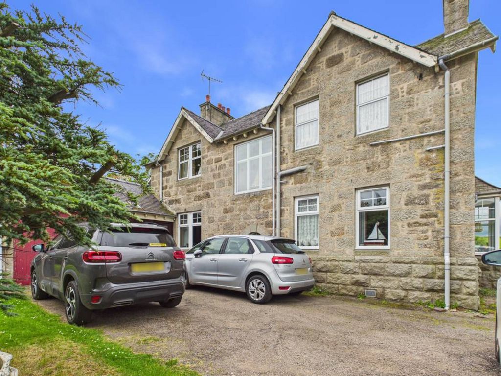 Property photo 1 of 32