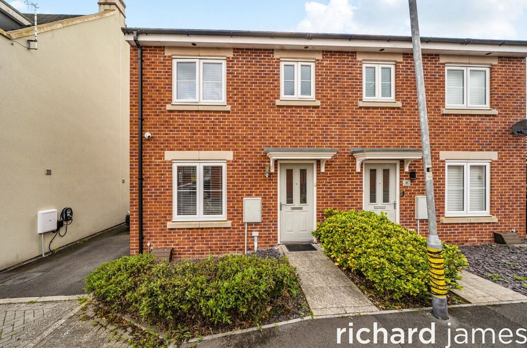 Property photo 1 of 13 6F6A9518F9174A01A3661426Effa9064