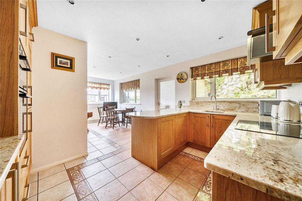 Property photo 2 of 14 Picture 2