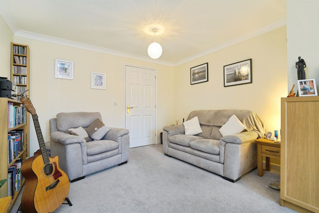 Property photo 3 of 19