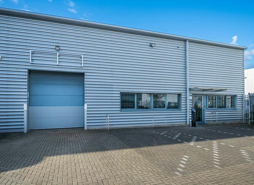 Property photo 2 of 8 Vector Park Feltham V9 And V13 2025_Page_1_Image_0002.Jpg