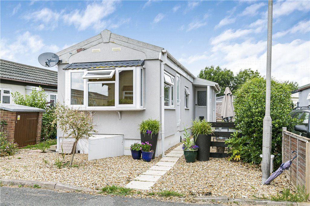 Property photo 1 of 8 Exterior