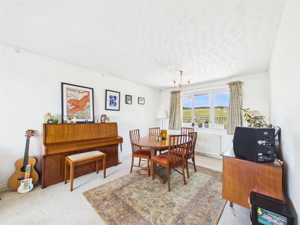 Property photo 3 of 18 Picture No. 03