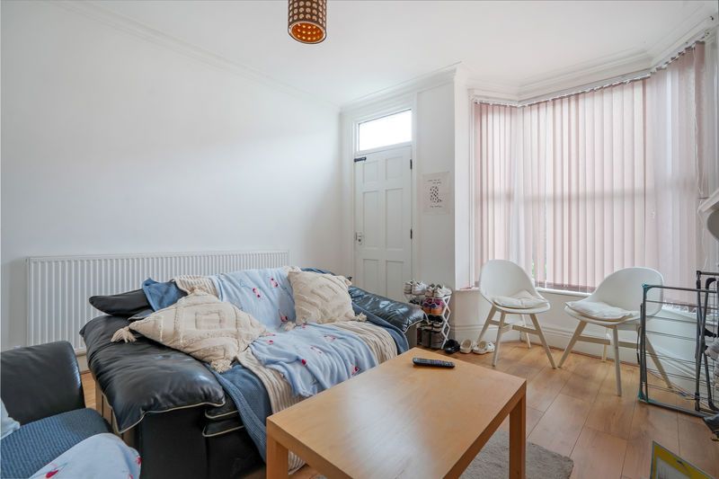 Property photo 3 of 21 Living Room