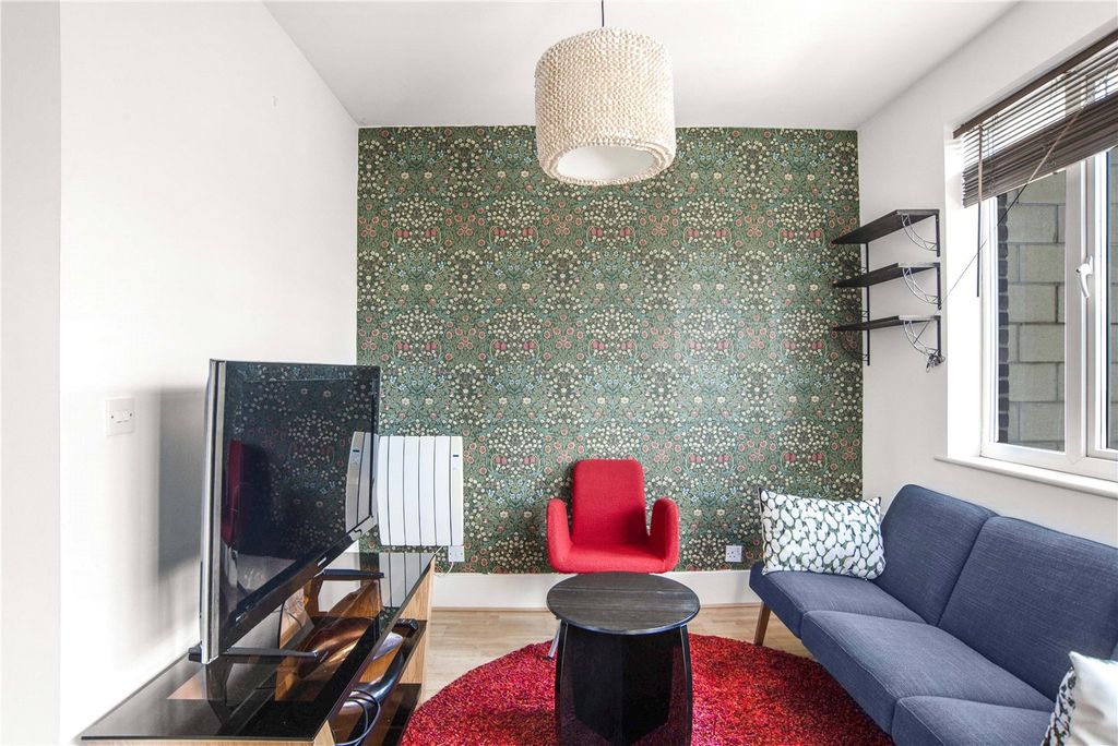 Property photo 3 of 10 Reception Room