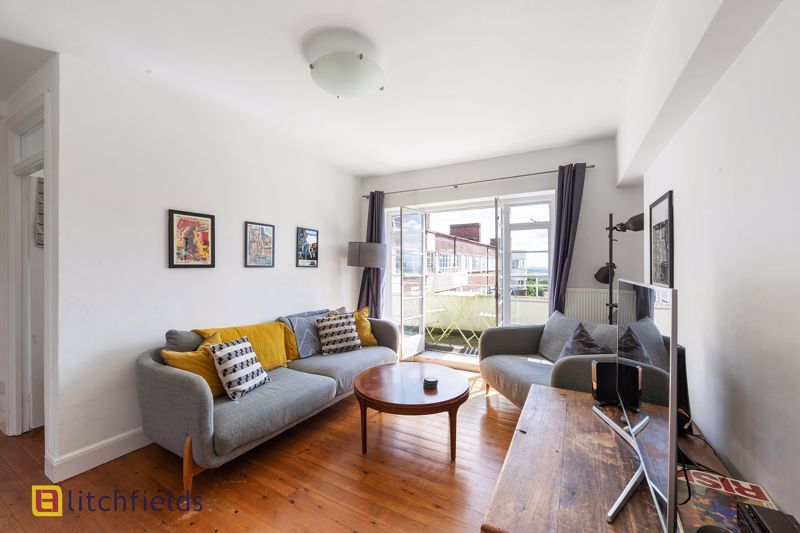 Property photo 3 of 17 Photo 4