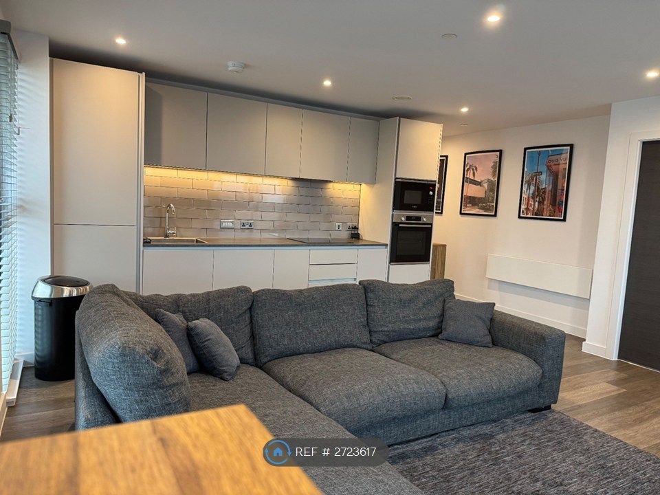 Property photo 3 of 21