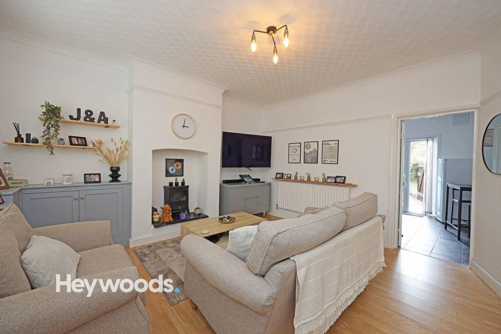 Property photo 2 of 23 0F1A5024