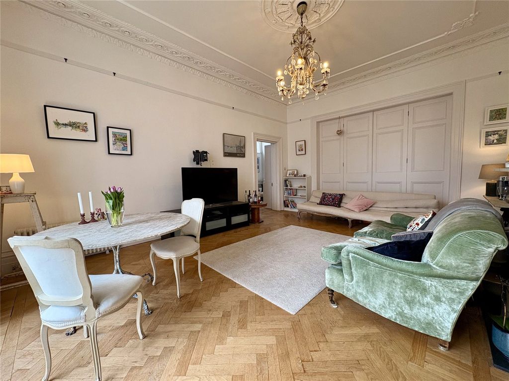 Property photo 2 of 13 Picture No. 27