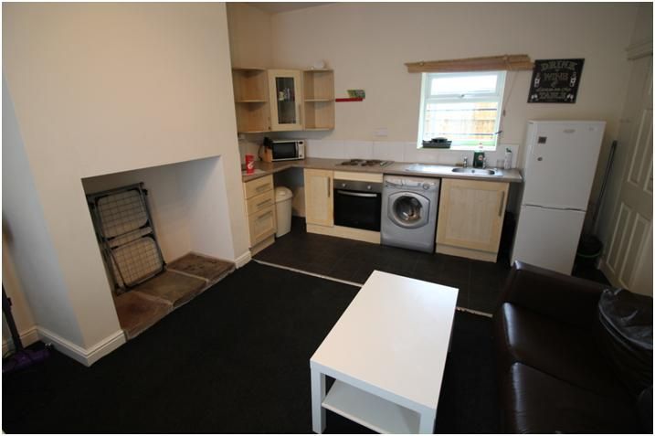 Property photo 2 of 11 Kitchen - Living Room